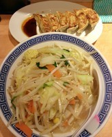 「タンギョウ \920」@東京タンメン トナリ アトレ上野店の写真