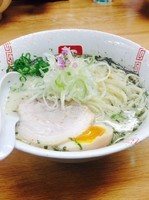 「塩（しそ入り）らーめん¥780＋中盛¥70」@らーめん 弥七の写真