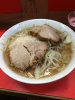 「ラーメン(麺半分、そのまま)」@ラーメン二郎 三田本店の写真