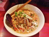 「極坦々麺(680円)」@極 担々麺 真空の写真