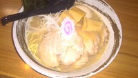 「特製ラーメン・醤油（８００円）」@いのうえの写真