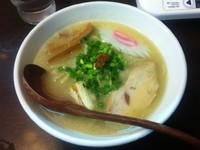 「鶏コクラーメン 750円」@日の出らーめん 横浜桜木町本店の写真