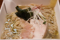 「冷やし新茶のラーメン（５月限定、当面延長）」@らーめん かねかつの写真