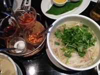 「クイッティオナムサイ」@マンゴツリーカフェ 横浜ルミネ店の写真