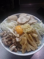 「油そば、全増し、白髪ネギ（タイムサービス）」@らーめん大 大久保店の写真