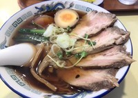 「チャーシュー麺840円 + 味玉100円」@手作り餃子ラーメン まる長の写真