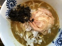 「濃厚煮干し蕎麦（限定）800円（和え玉120円）」@特級鶏蕎麦 龍介の写真