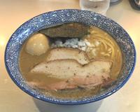 「（限定）きまぐれ煮干しそば [秋刀魚Ver]」@豚骨一燈の写真