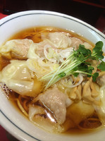 「肉わんたんそば」@柴崎亭の写真