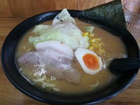 「とんこつ味噌ラーメン　（中）」@横浜ラーメン 萬年家の写真