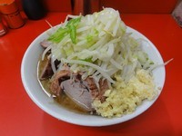 「ラーメン　680円　野菜/ニンニク/生姜」@ラーメン二郎 松戸駅前店の写真