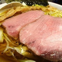 「王様中華そば　750円」@666の写真