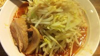 「【６月限定】肉しょうゆ赤ラーメン」@円熟屋 昭和店の写真