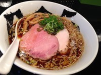 「煮干醤油らーめん」@666の写真