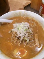 「濃厚味噌らーめん880円+味玉100円」@さっぽろ 火武偉 恵比寿店の写真