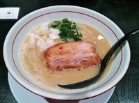 「鶏こく白しょうゆラーメン（限定？）￥800」@ラーメン まぜそば えにしの写真
