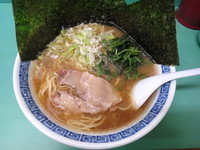 「ラーメン中盛」@らーめん一家の写真