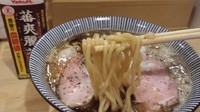 「煮干し醤油ラーメン　６８０円」@ふく流らーめん 轍 本町本店の写真