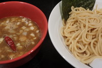 「カレーつけ麺＋輪ネギ（ランチタイムサービス）」@大勝軒まるいち 赤羽店の写真