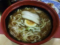 「７種の魚介とんこつ醤油らーめん」@無添 くら寿司 松本渚店の写真