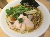 「鶏・煮干・蛤のトリプルSOBA（980円）」@Ginza Noodles むぎとオリーブの写真