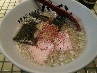「冷やしパイナップルラーメン+麦酒」@パイナップルラーメン屋さん パパパパパインの写真