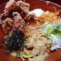 「から揚げ油麺　880円」@麺屋赤鬼 味噌屋の写真