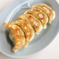 「餃子 390円」@手打ラーメン 寅さんの写真