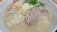 「鶏豚ソバ780+大盛(当日のサービス)50=830円」@IPPUDO NOODLE EXPRESS 静岡SA店の写真