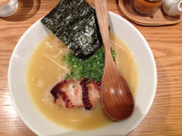 「ラーメン とろり」@鶏ポタラーメン THANK 大門店の写真