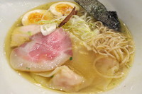 「特製塩そば 細麺」@饗 くろ㐂の写真