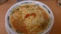 「トマト酸辣湯麺（570円）」@熱烈中華食堂 日高屋 阪急大井町ガーデン店の写真