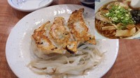 「ライスセット餃子210円+ワンタンメン560＝770円」@中華そば みやひろの写真