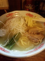 「鶏白湯らーめん820円」@麺・酒処 ぶらりの写真