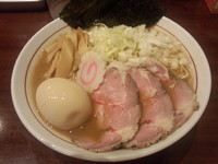 「特製煮干しそば(1030円)」@煮干中華そば 鈴蘭 新宿店の写真