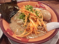 「辛ねぎみそ(920円)＋味付玉子(110円)」@旭川味噌ラーメン ばんから 池袋西口店の写真