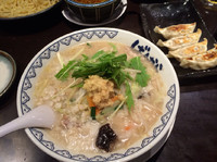 「タンメン+豚角煮丼+汁だく焼き餃子+手作りポテトサラダ」@東京豚骨拉麺 ばんから 新宿歌舞伎町支店の写真