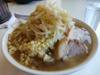 「福ラーメン　（中盛）　※麺硬さ：普通、ニンニク：あり」@らーめん 福屋の写真