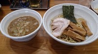 「つけ麺 + から揚げ」@二代目 村岡屋の写真