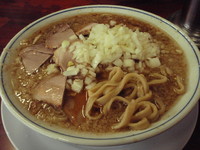 「チャーシューメン＋玉ネギ増　【950円＋100円】」@杭州飯店の写真