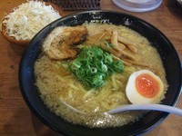 「ばりこて　白　（大盛り）」@おおぼし 安曇野店の写真