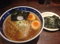 「のり玉ラーメン980円」@せたが屋 羽田国際空港店の写真