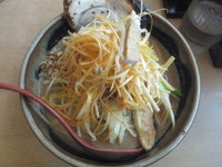 「北海道肉ねぎラーメン820円(クーポンでチャーシュー無料)」@麺場 龍吟の写真