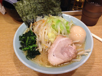 「ラーメン 野菜 味玉」@たかし屋 稲毛海岸店の写真