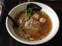 「淡麗煮干醤油そば」@麺屋 六弦の写真