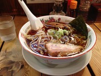 「支那そば  大盛り」@支那そば屋 蘭丸の写真