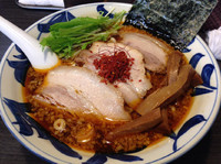 「辛正油ラーメン 800円」@ラーメンつけ麺 奔放の写真