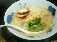 「濃厚鶏そば」@自家製麺 鶏そば 三歩一の写真