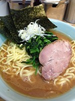 「ラーメン  麺まし」@横浜家系豚骨醤油極太麺 侍 本店の写真
