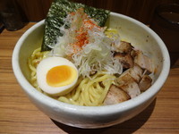 「辛海老汁なし」@汁なし破顔の写真